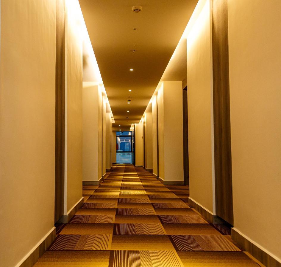 Hotel Galore Inn Майсур Экстерьер фото